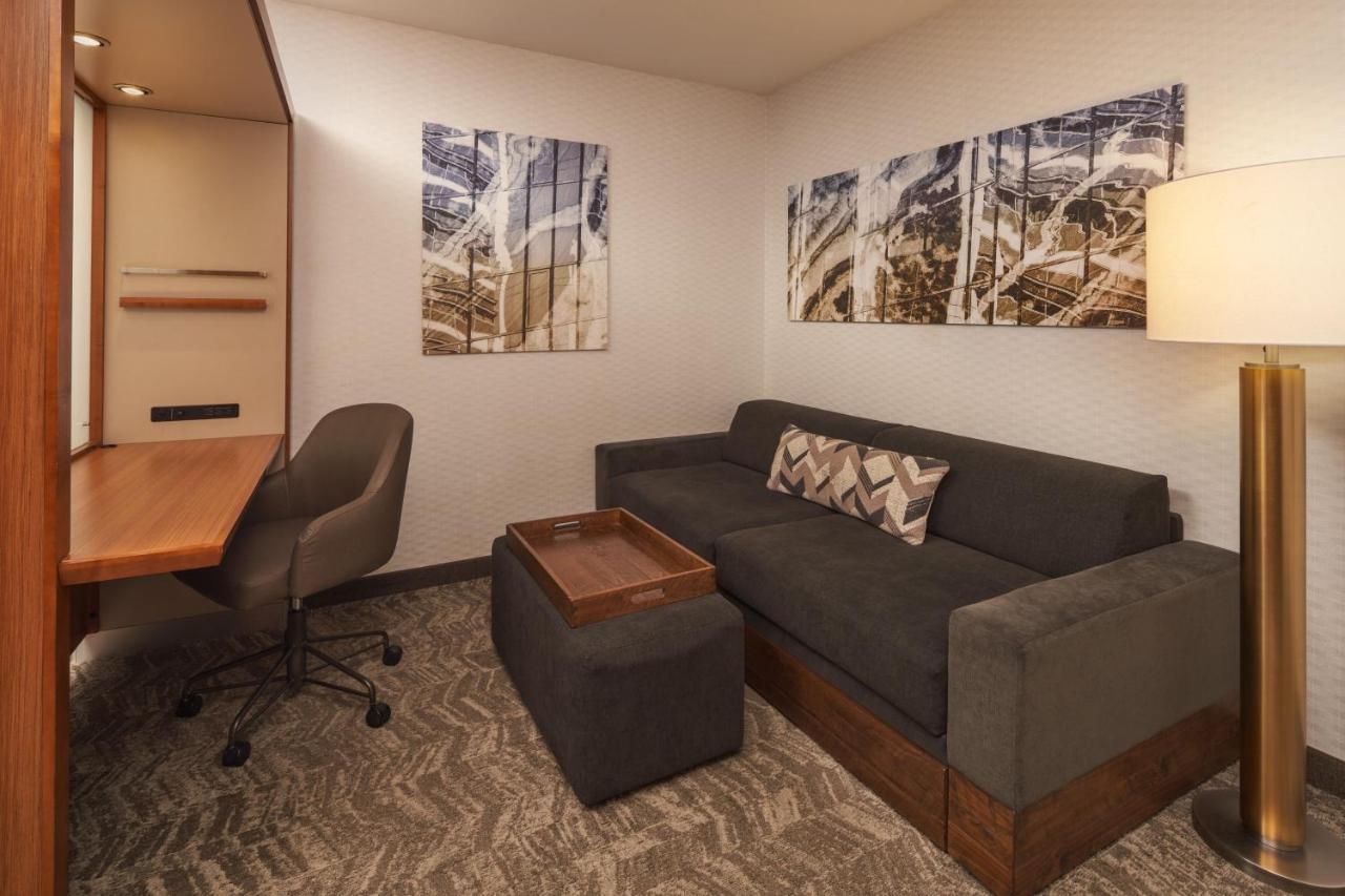 Springhill Suites By Marriott Philadelphia Airport / Ridley Park Экстерьер фото