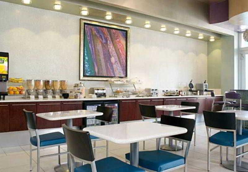 Springhill Suites By Marriott Philadelphia Airport / Ridley Park Экстерьер фото